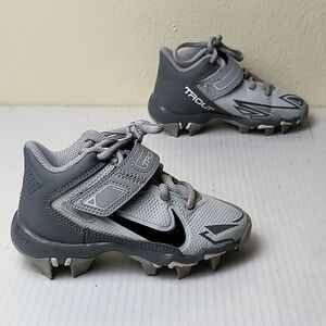 Nike Force Trout 8 Gray and Black Kids' Baseball Cleats 10C